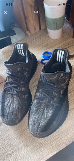 Yeezy 350 dark salt