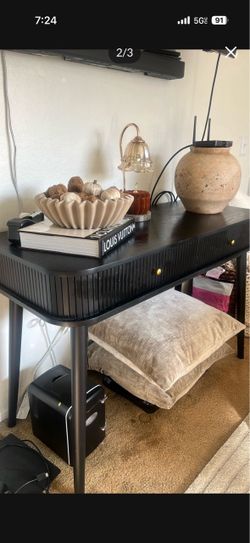 Black table