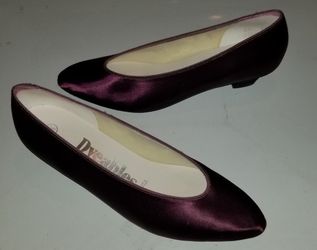 Sz 8.5 Purple Pumps