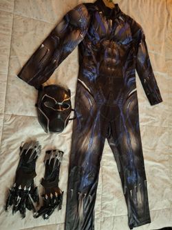 Black Panther Costum size10/12 & with black Panther slashes $35.00