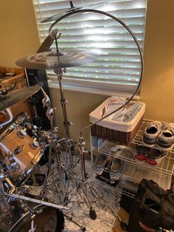 Cymbal Stand