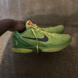 Nike Kobe Grinch 