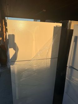 2 door refrigerator+freezer