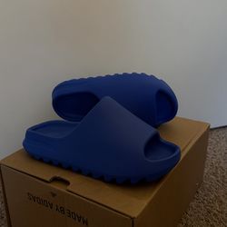 Blue Yeezy Slides size 5