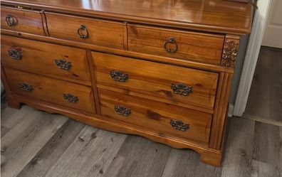 Wood bed set
