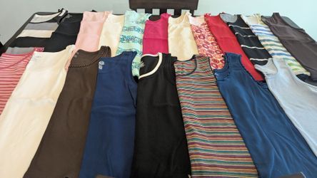 Women's Tank Tops - Size XL
