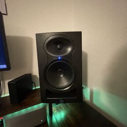 Kali Audio LP6 Monitor (PAIR)