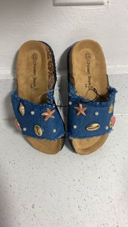 Girls Sandals ONLY $$8