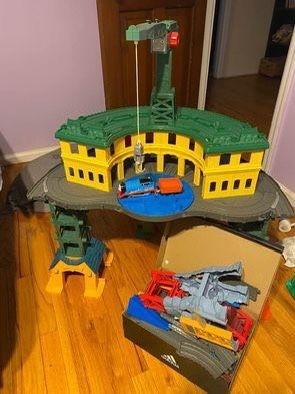 Thomas And Friends Super Train Railway Station Play Set