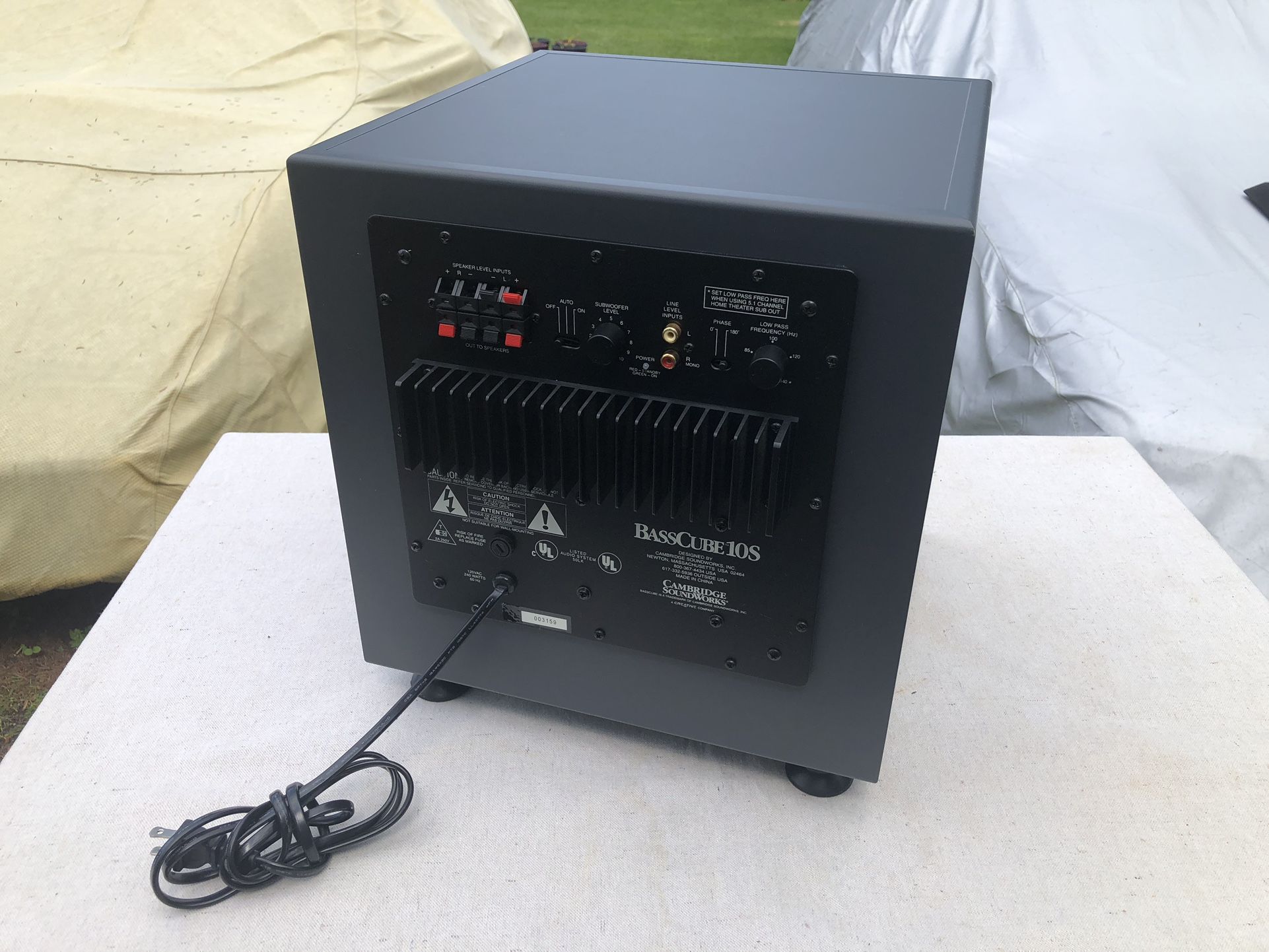 Cambridge Soundworks Bass Cube 10s Subwoofer