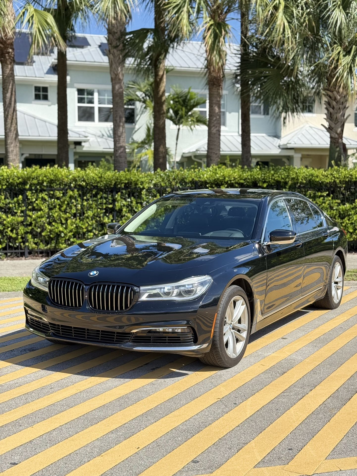 2017 BMW 750