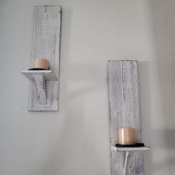2 Farmhouse Wall Sconces And Candles 