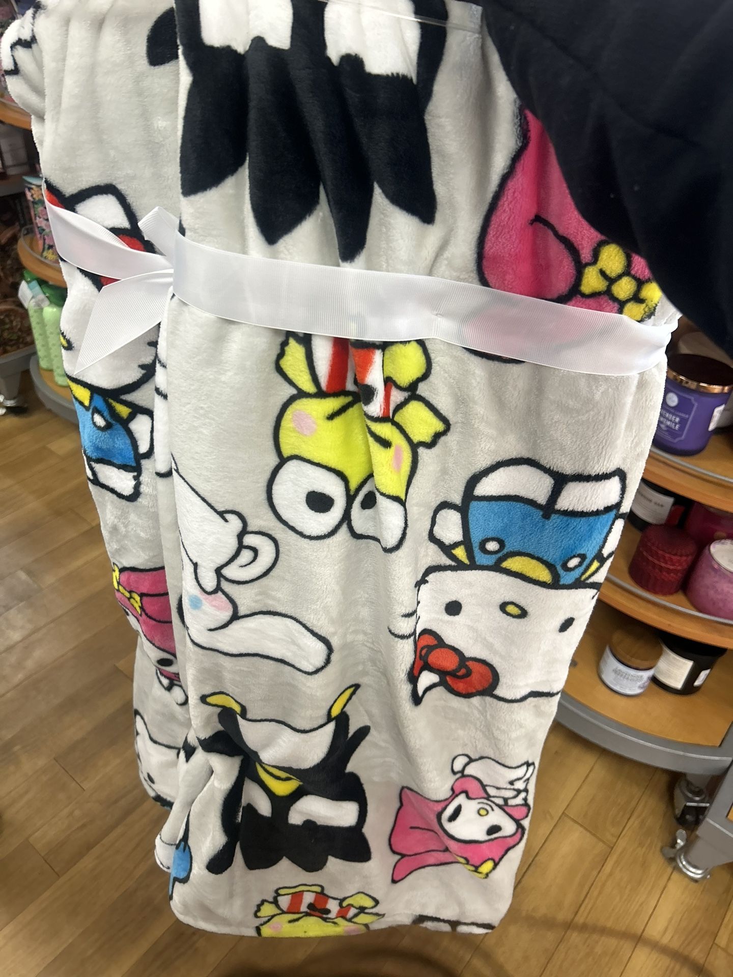 Hello Kitty And Friends Throw Blanket