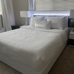 Bedroom Set White Queens