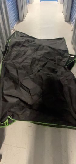 Grow tent