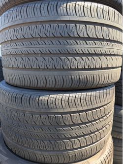 (2) 325/30R21 PAIR OF USED TIRES CONTINENTAL 80% LIFE !!
