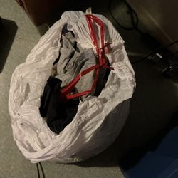 Boys And Girls Clothes From 5-7 Year Old , Brand New And Used All Still Good