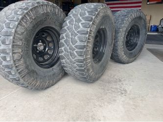 (4) Steel wheels for Jeep