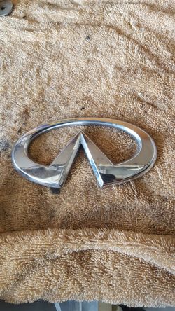 Infinity rear emblem