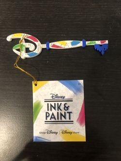 BRAND NEW LIMITED EDITION DISNEY KEY