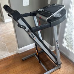 Treadmill w/10” Touchscreen WIFI