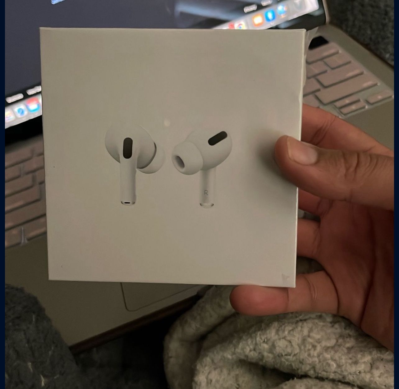 AirPods Gen 2