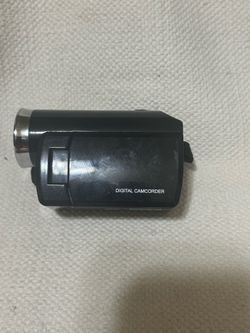 Onn HD Video Digital Camcorder with 1.44" Screen and 2X Digital Zoom ONN19BCM002
