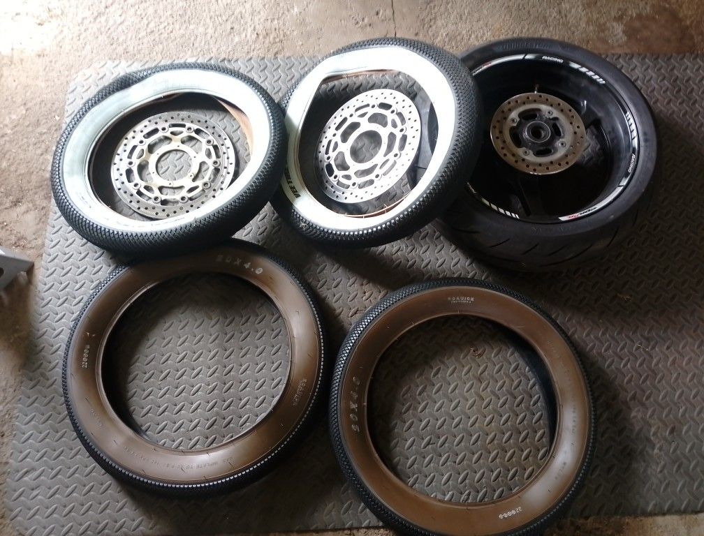 Lots Of E-bike Tires!  
