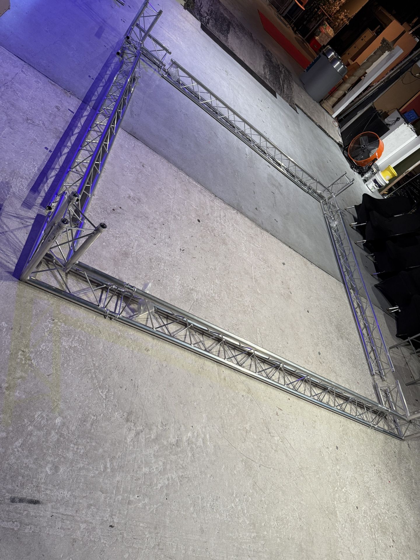 11 Ft X 11ft X 11ft Truss Assembly 