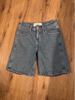 Hollister size 000 (23) low rise baggy jorts
