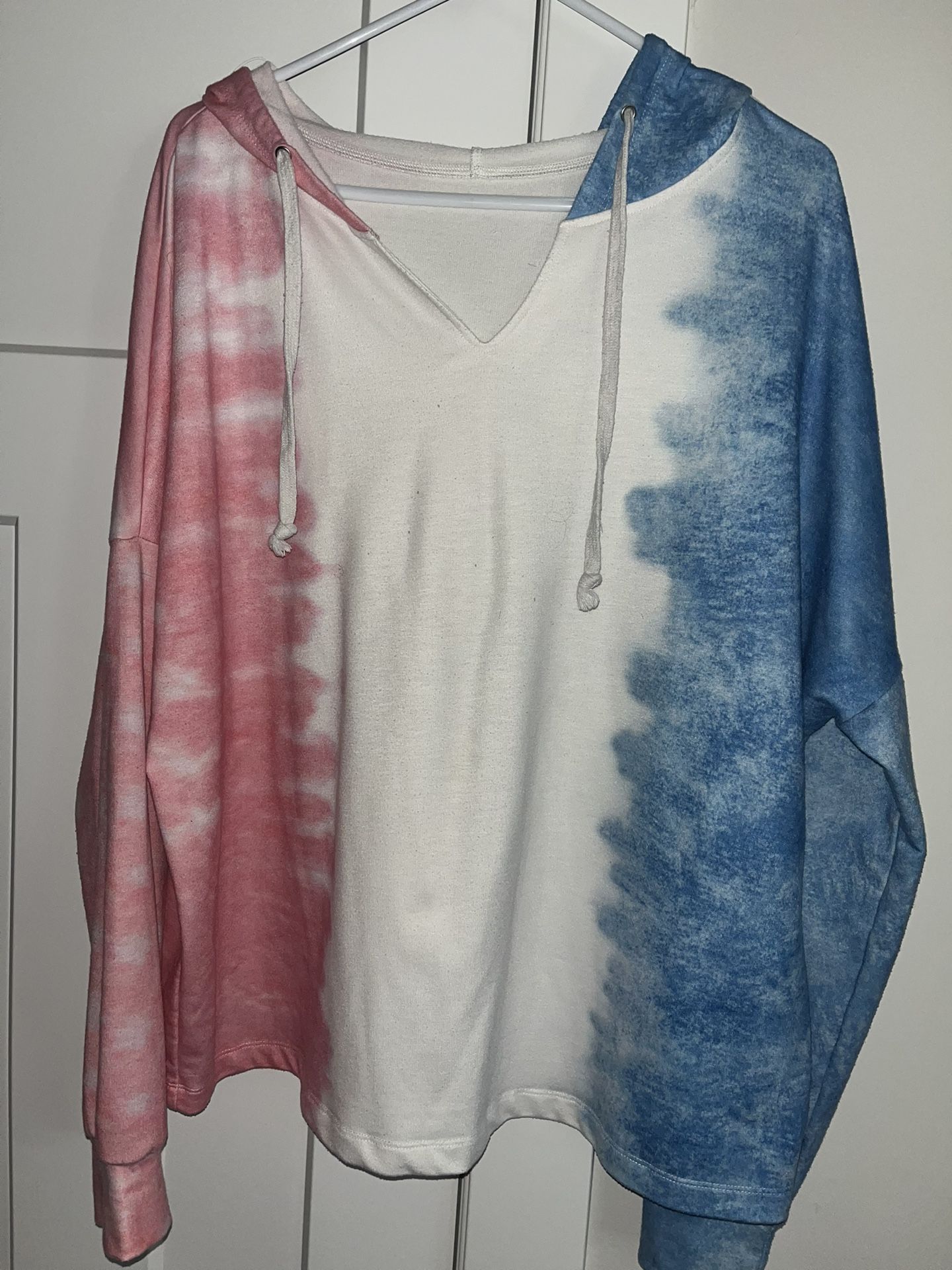 Women’s Hoodie Size XL