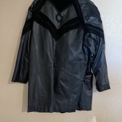 Womans Leather Jacket 3/4 Length