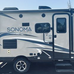 Travel Trailer- SONOMA