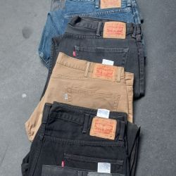 42x30 LEVIS JEANS MENS 