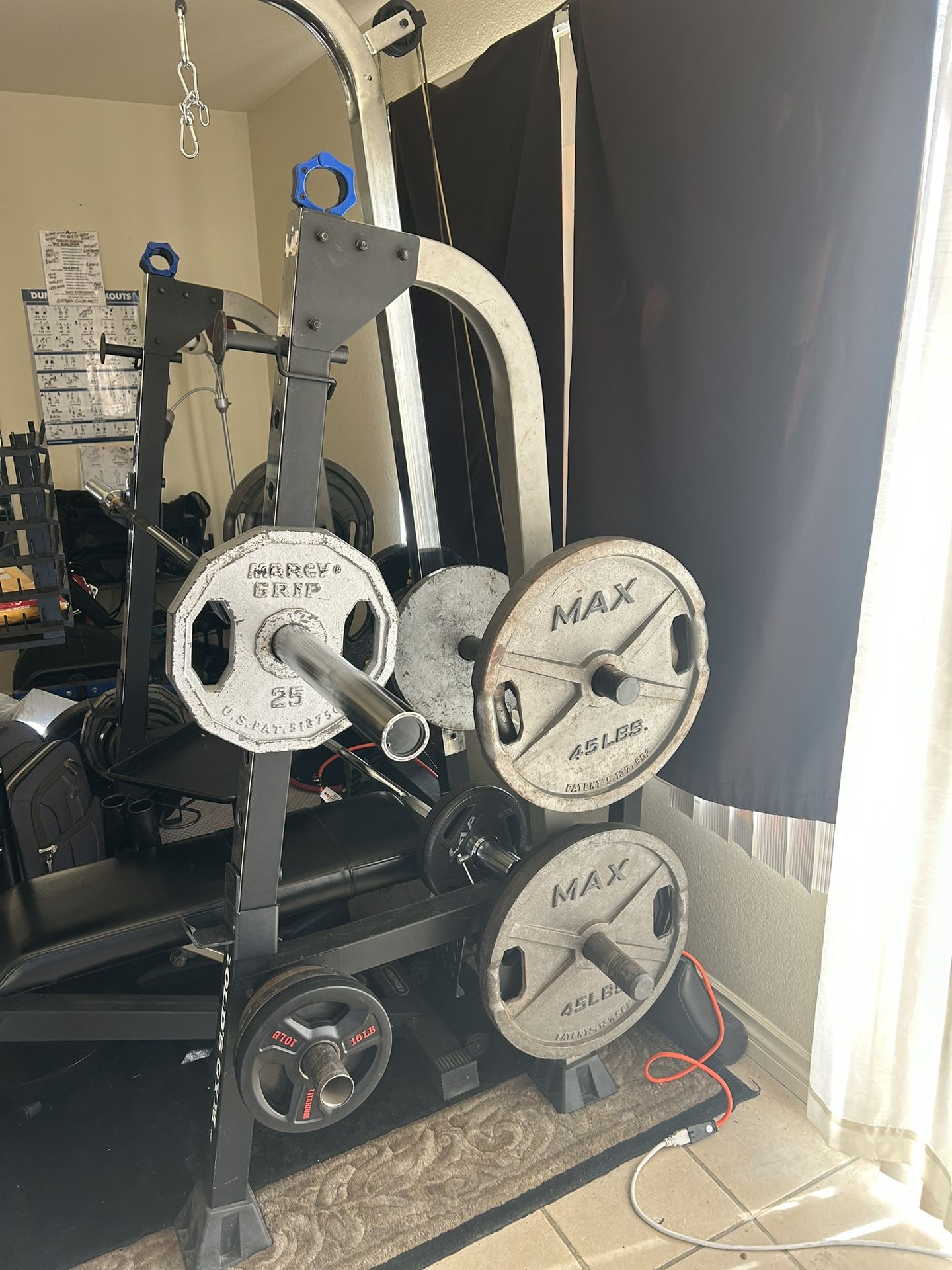 Gold’s Gym Olympic Weight Set