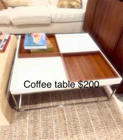 Coffee table like new