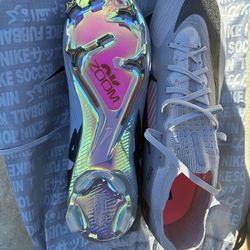 Grey vapor soccer cleats
