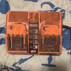 Ridgid drill - Battery - Charging Station 
