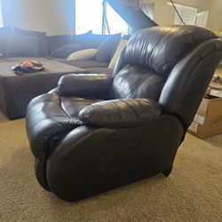 Recliner Chair- Leather