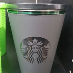 Starbucks Matte Black Cold Cup with Straw Travel Tumbler 16oz Grande 