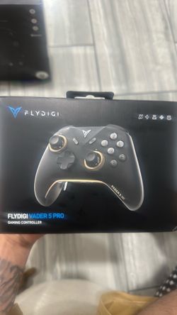 FLYDIGI Vader 5 Pro Controller