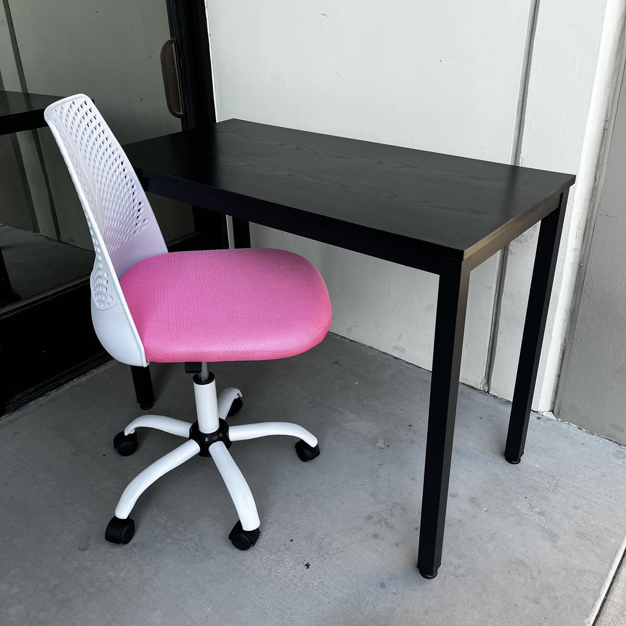 Brand New Office Desk With Chair