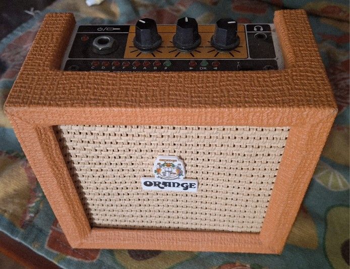 Orange Mini Guitar Amp
