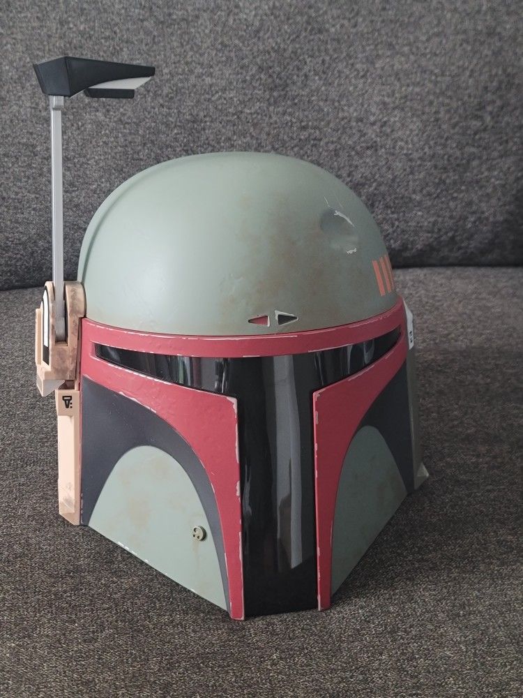 STAR WARS The Black Series Boba Fett Mandalorian Electronic Helmet