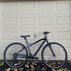 Hyper Bicycle Urban Hybrid Commuter Bike 700c - 8 speed Aluminium