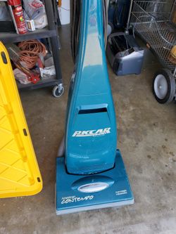 Riccar 4512 American Contempo Vacuum
