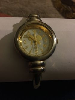 DISNEY MICKEY MOUSE GOLD SILVER WATCH