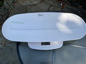 MomCozy Infant Scale