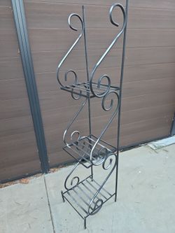 IRON SHELF VINTAGE 5 feet tall