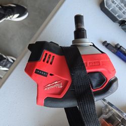 M12 Milwaukee Palm Nailer